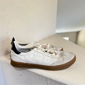 Cole Haan Men's Size 9.5 Grandpro Breakaway Sneaker White and Blue Driving Shoes